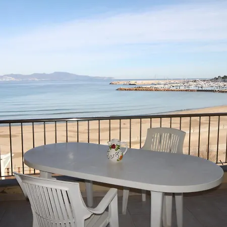 Escalabeach Apartman *
